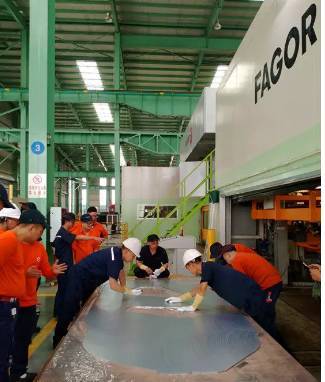 攜手綠色工廠，打造高端翻譯服務基地